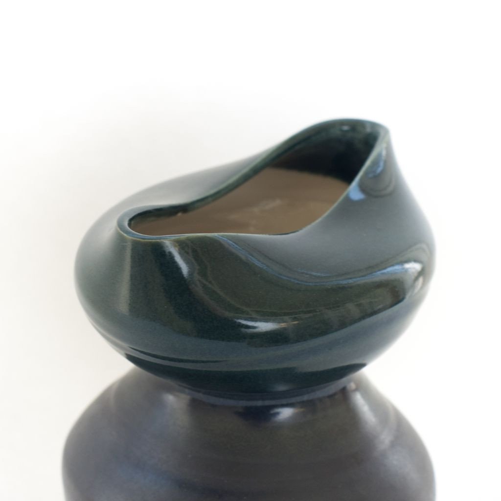 Mouth Vase