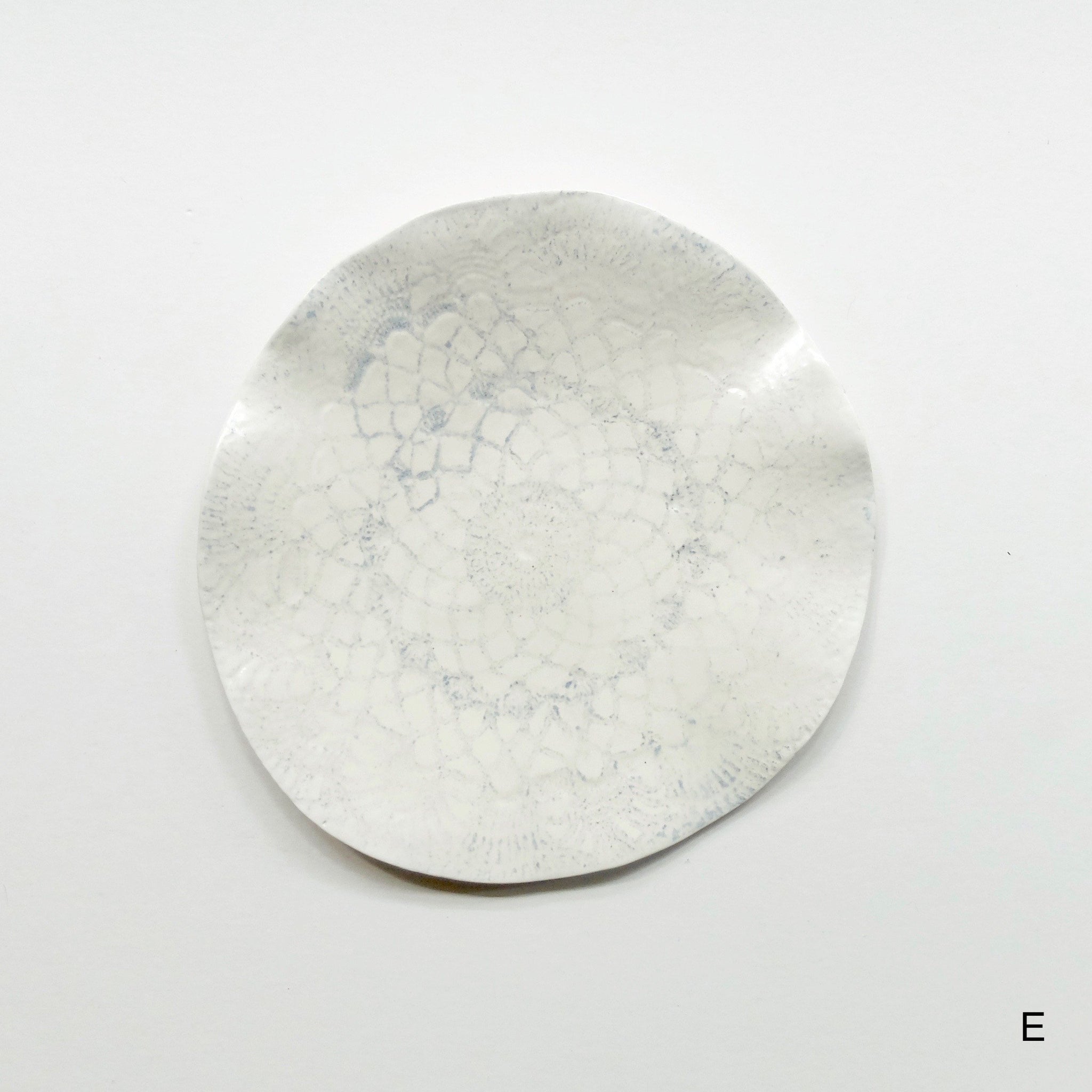 Fliff Carr lace plate