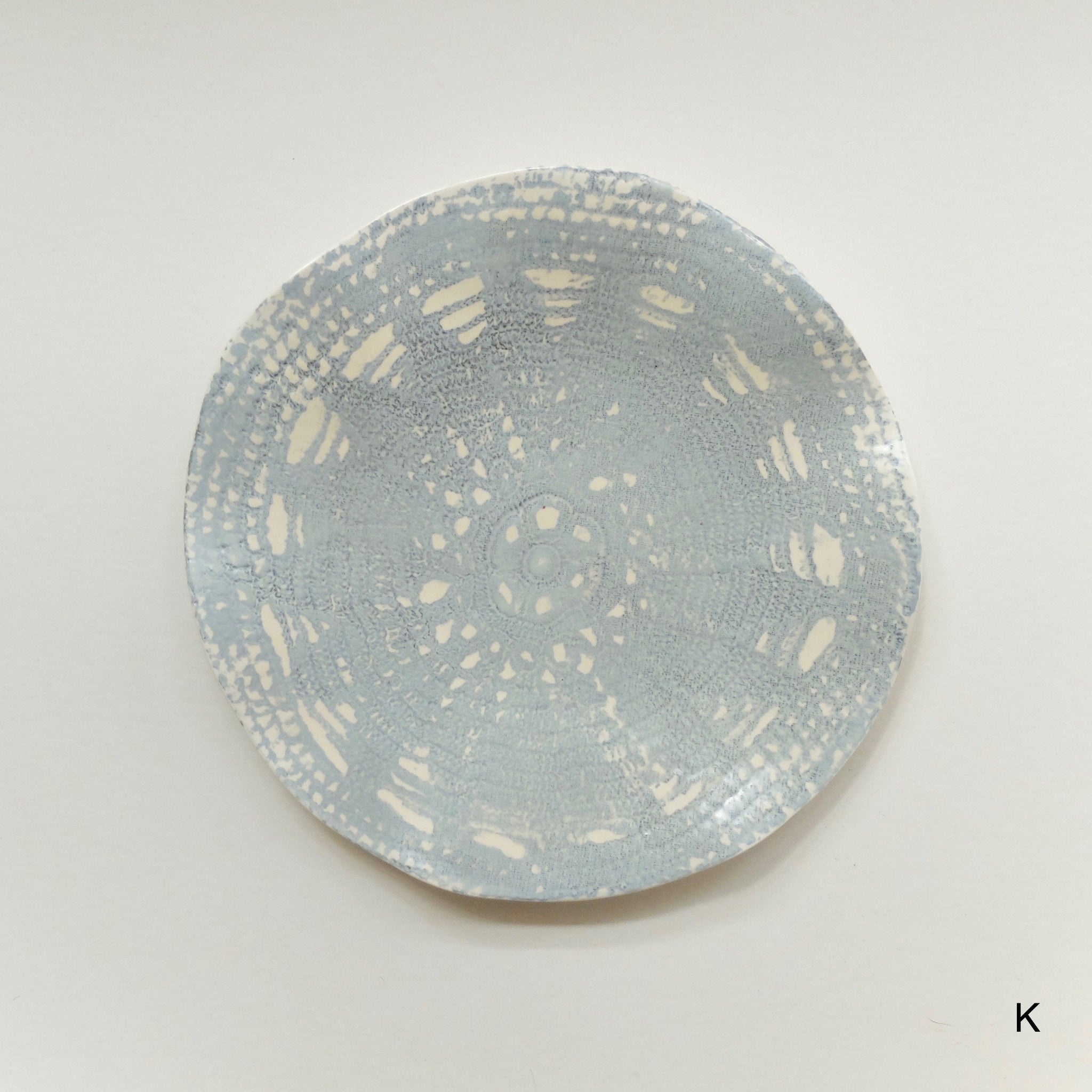 Fliff Carr lace plate