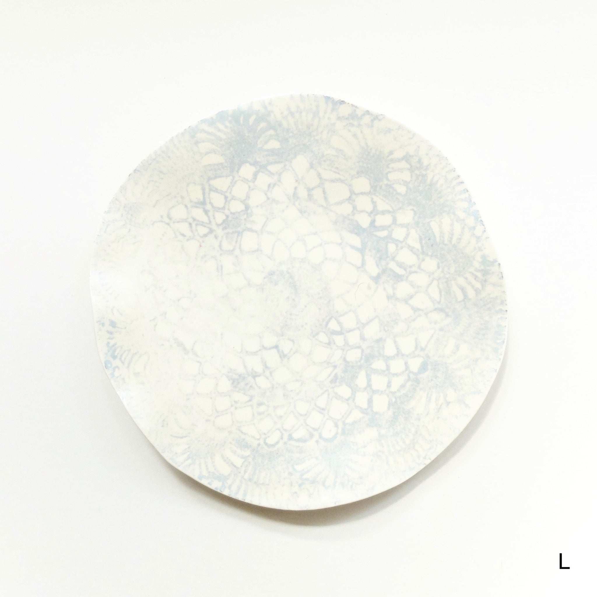 Fliff Carr lace plate