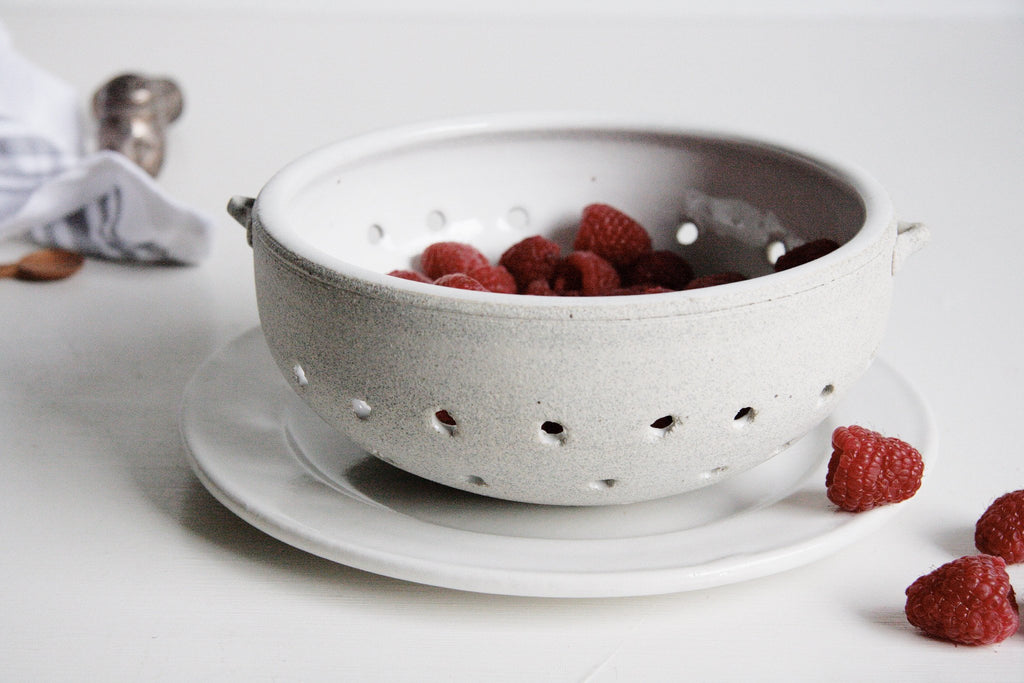 Vermont Berry Colander