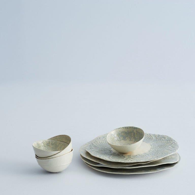 Fliff Carr lace plate